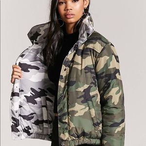 Reversible Camo print puffer jacket